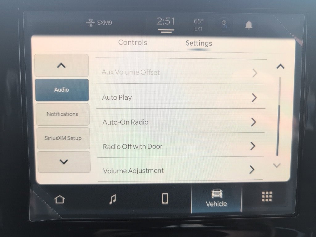 New 2025 RAM 1500 4x4 Crew Cab image 59