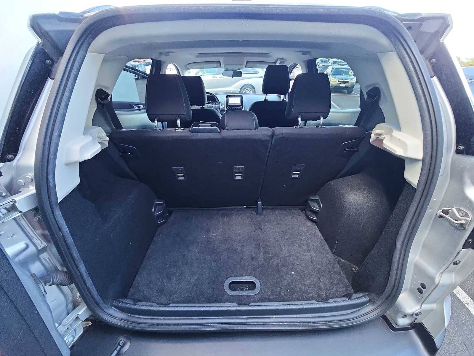 Used 2019 Ford EcoSport SE w/ SE Convenience Package image 25