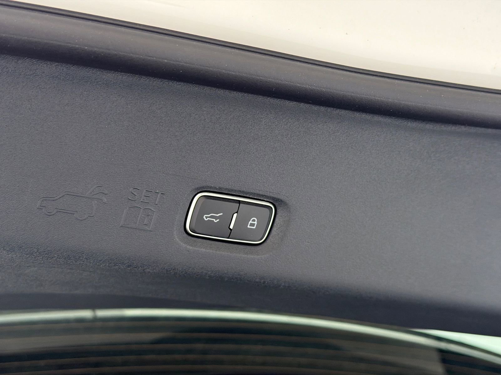 New 2026 Lincoln Navigator L Black Label AWD/4WD image 9