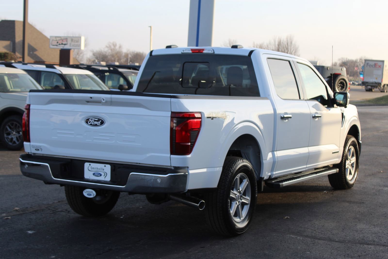 New 2025 Ford F150 XLT w/ Equipment Group 302A MID image 8