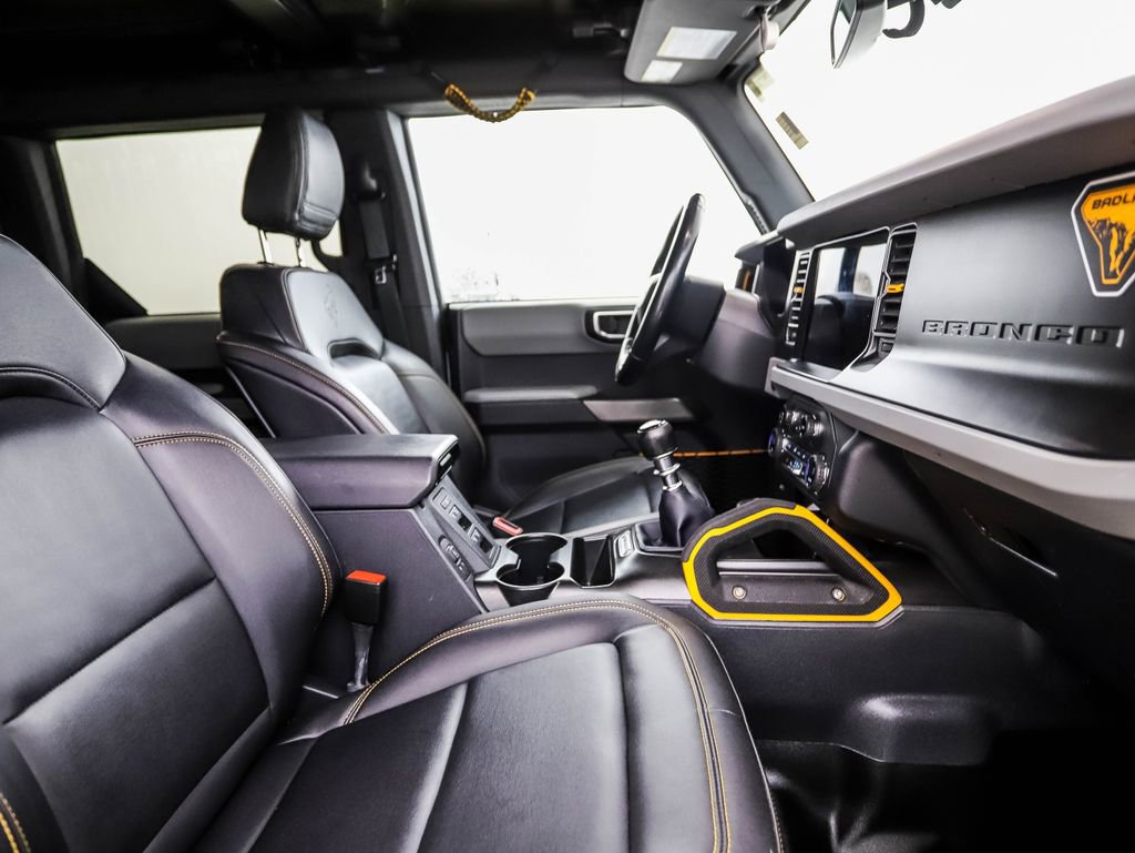 Used 2021 Ford Bronco Badlands image 28