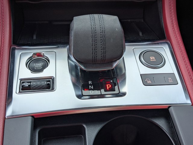 Used 2024 Jaguar F-PACE R-Dynamic S AWD/4WD image 12