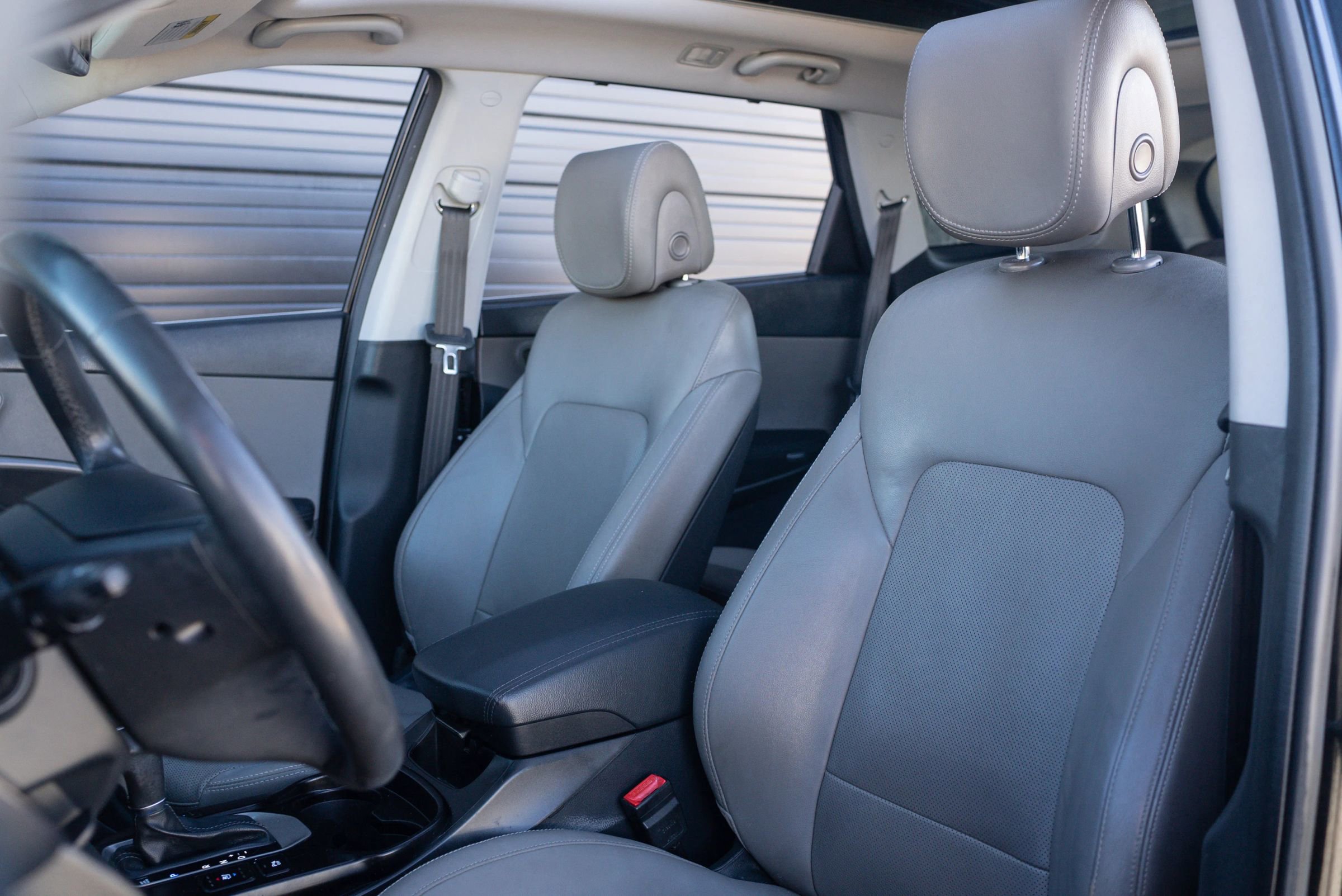 Used 2015 Hyundai Santa Fe GLS w/ Option Group 03 AWD/4WD image 16