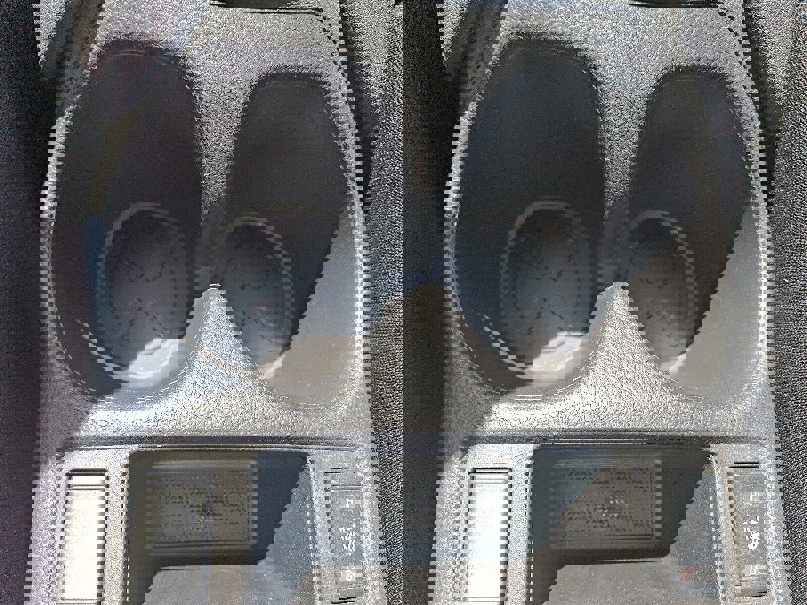 Used 2018 Nissan Rogue SV image 24