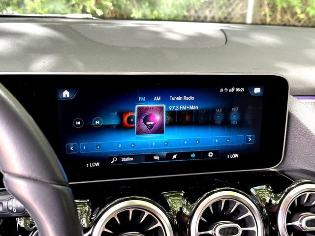 Used 2021 Mercedes-Benz GLA 250 image 19