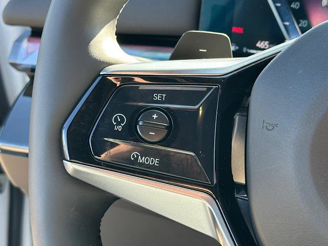 Certified 2024 BMW 540i xDrive w/ Premium Package image 23