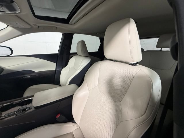 Used 2025 Lexus RX 350 Premium Plus w/ Accessory Package (Z1) FWD image 19