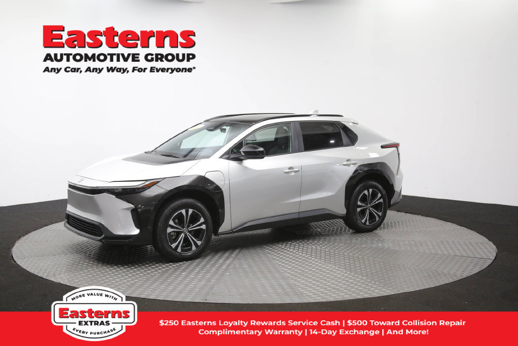Used 2024 Toyota bZ4X FWD image 60