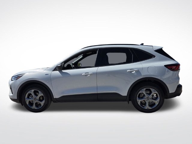 Certified 2025 Ford Escape ST-Line FWD image 6