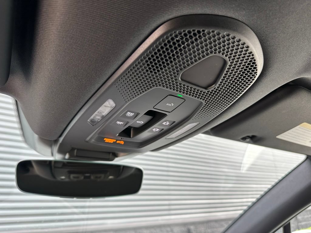 Certified 2024 Porsche Cayenne AWD/4WD image 30