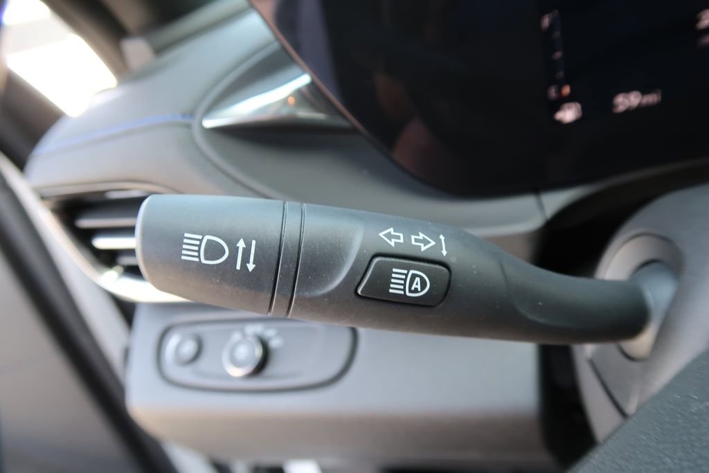 Certified 2024 Buick Envista Sport Touring w/ Convenience I Package image 19