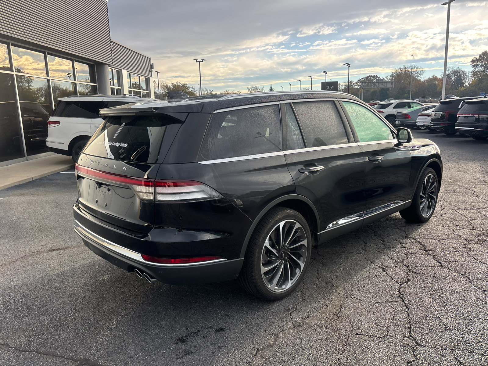 New 2025 Lincoln Aviator Reserve image 7