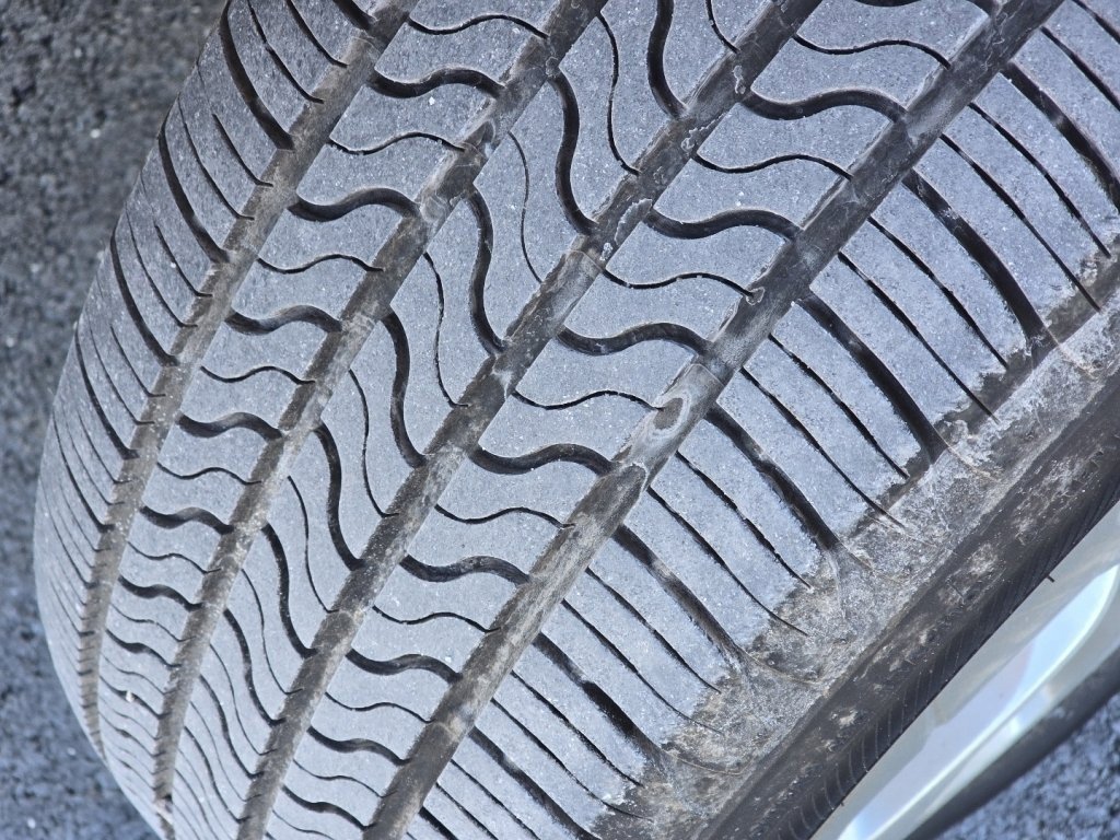 Used 2021 Toyota RAV4 LE image 29