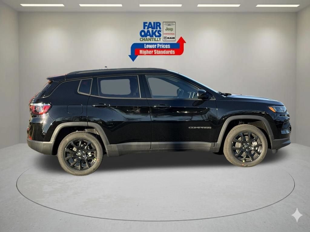 New 2026 Jeep Compass Latitude w/ Sun and Sound Group AWD/4WD image 6