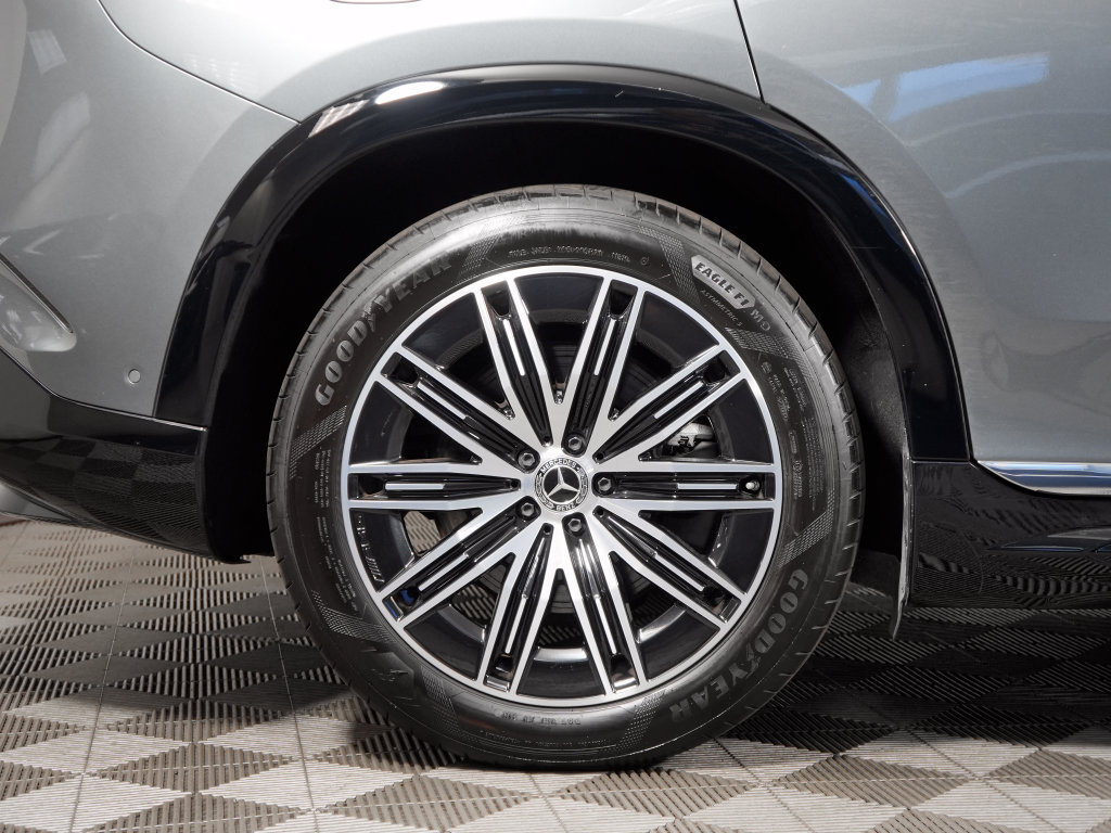 Certified 2023 Mercedes-Benz EQS 580 4MATIC SUV image 11