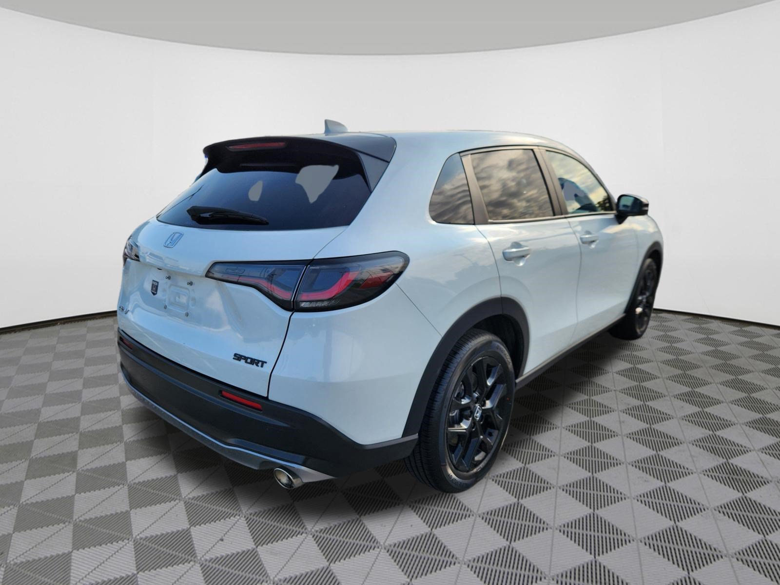 Certified 2024 Honda HR-V Sport image 4