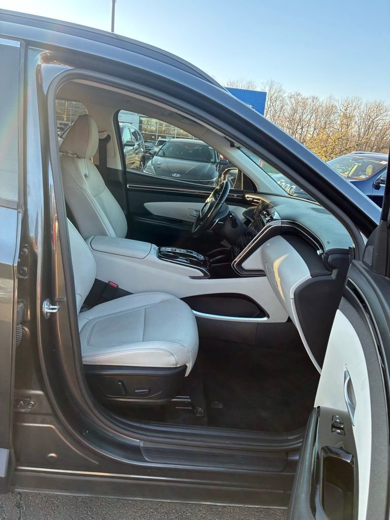 Used 2023 Hyundai Tucson Limited image 20