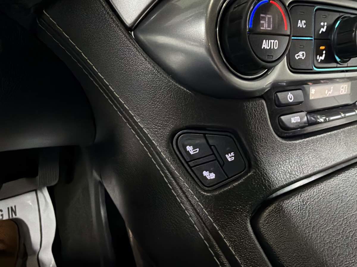 Used 2016 Chevrolet Tahoe LTZ image 23