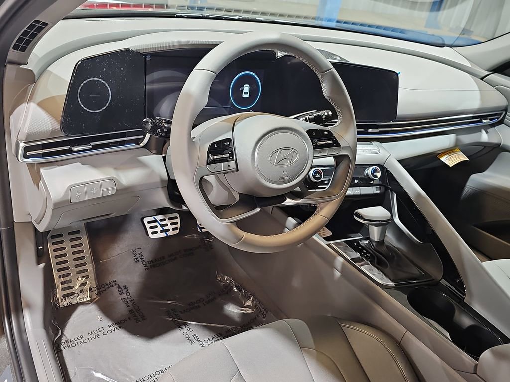 New 2026 Hyundai Elantra Sport image 15
