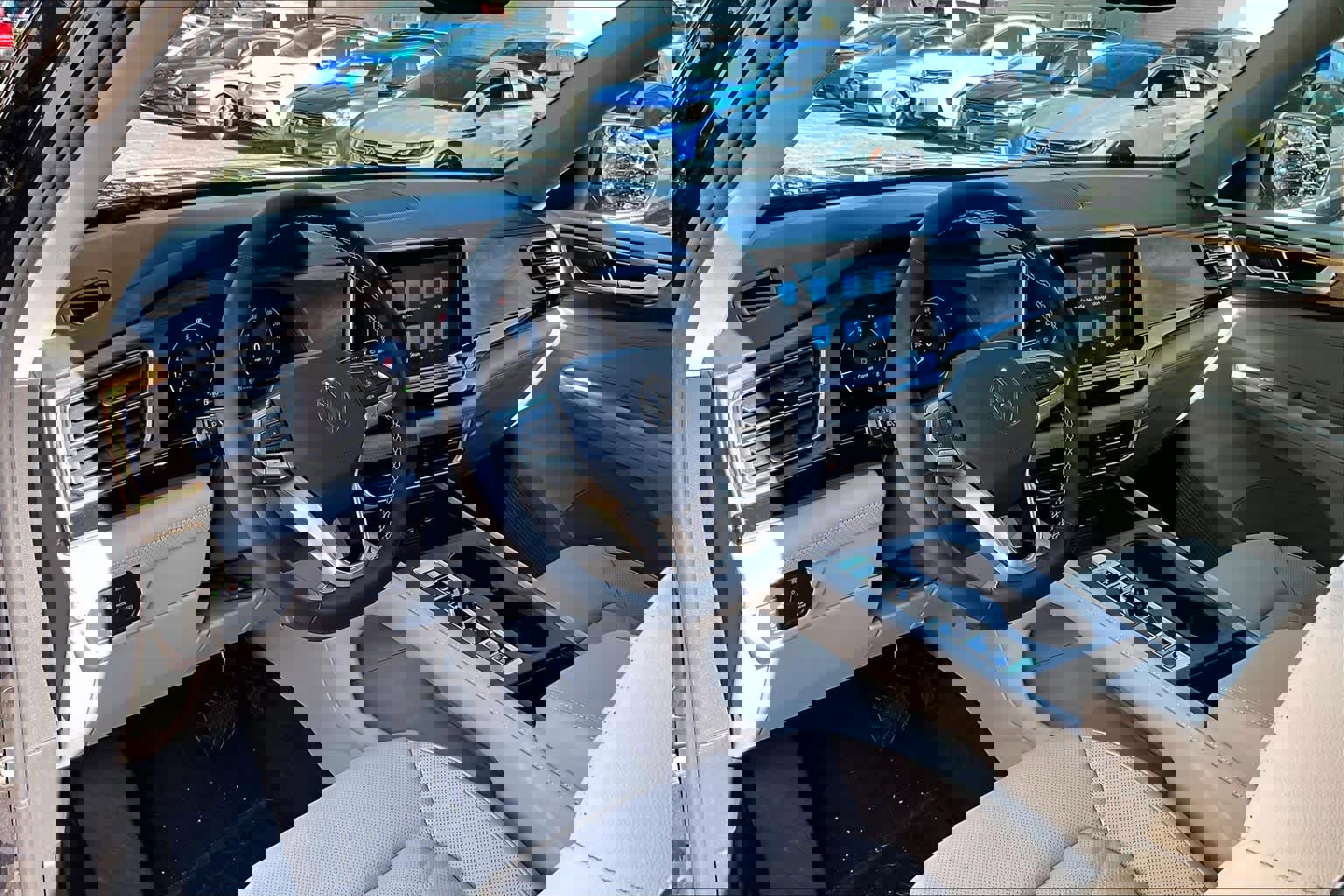 New 2026 Volkswagen Atlas SE image 8