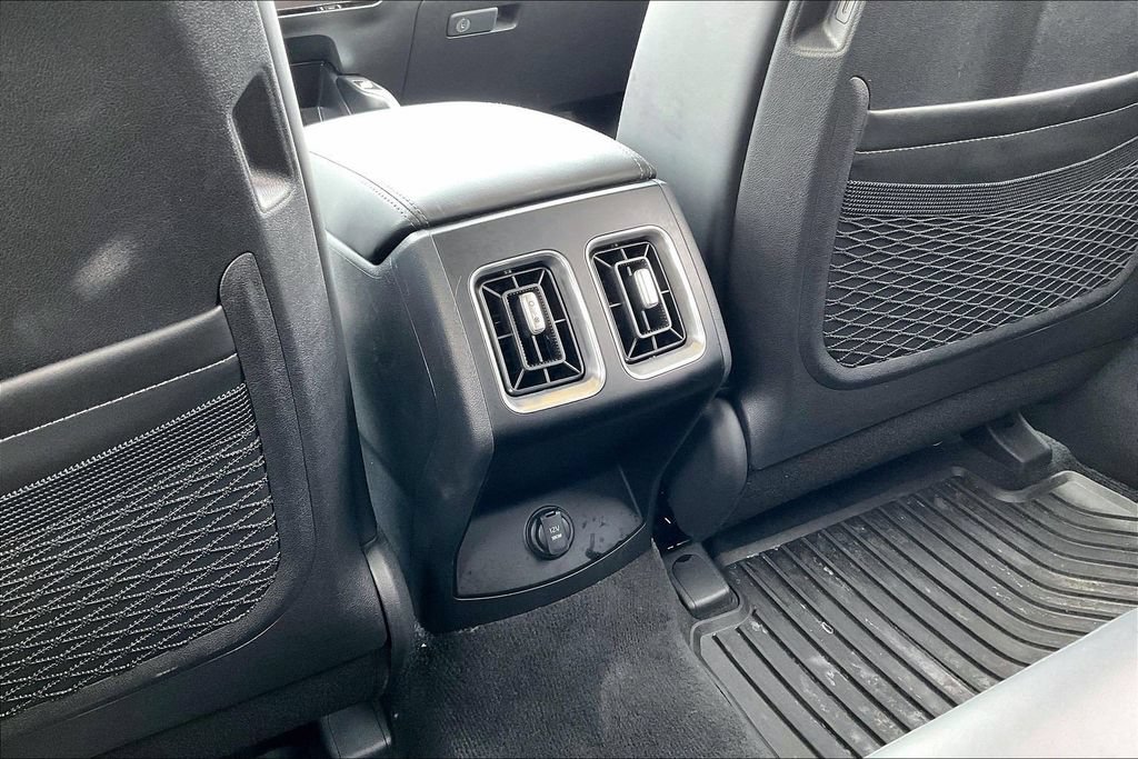 Used 2025 Kia Sorento S AWD/4WD image 35