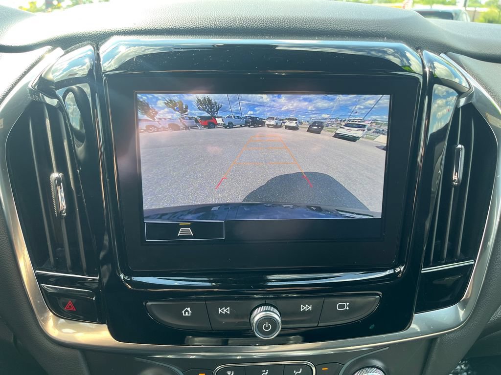 Used 2023 Chevrolet Traverse LT AWD/4WD image 25