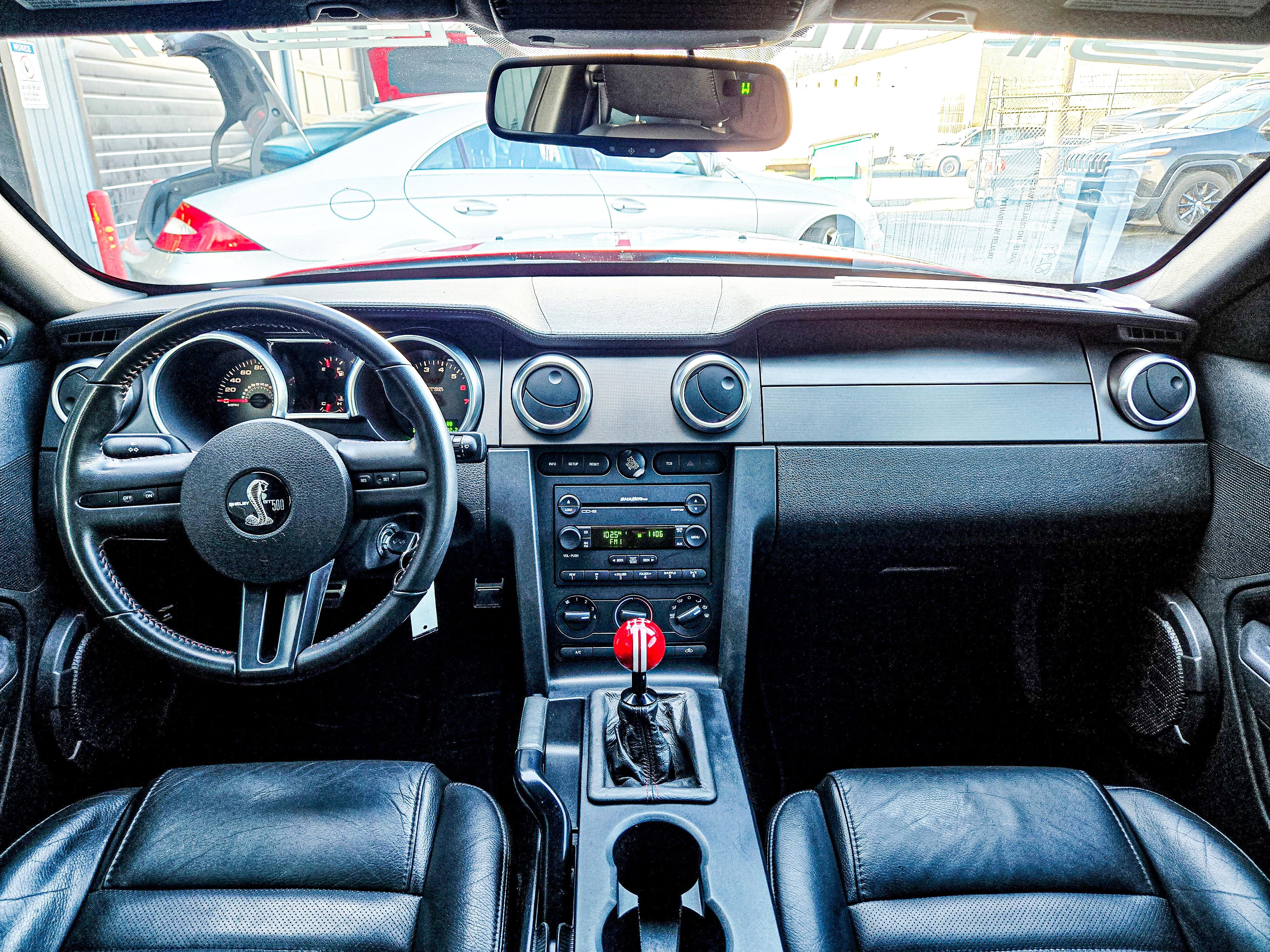Used 2007 Ford Mustang Shelby GT500 RWD image 14