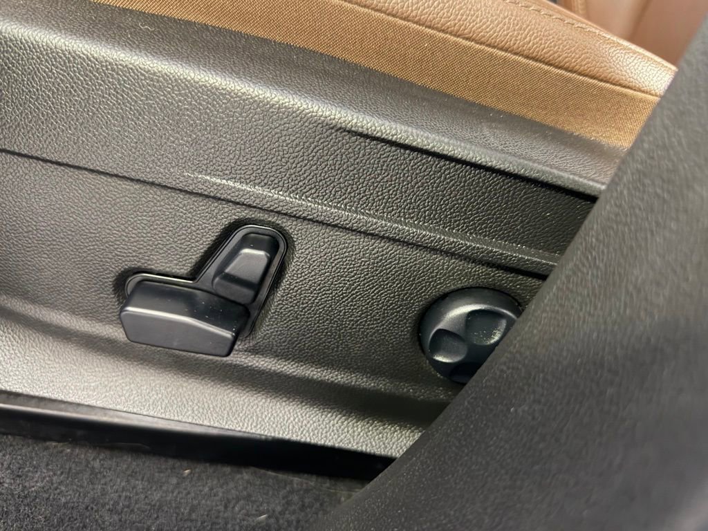 Used 2023 Alfa Romeo Stelvio Ti image 28