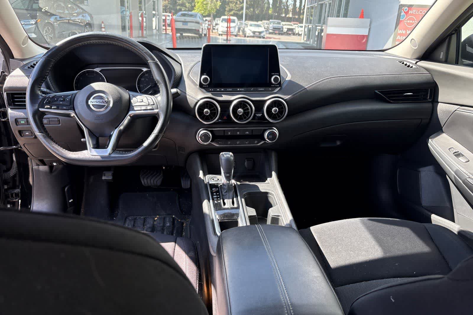 Used 2023 Nissan Sentra SV FWD image 4