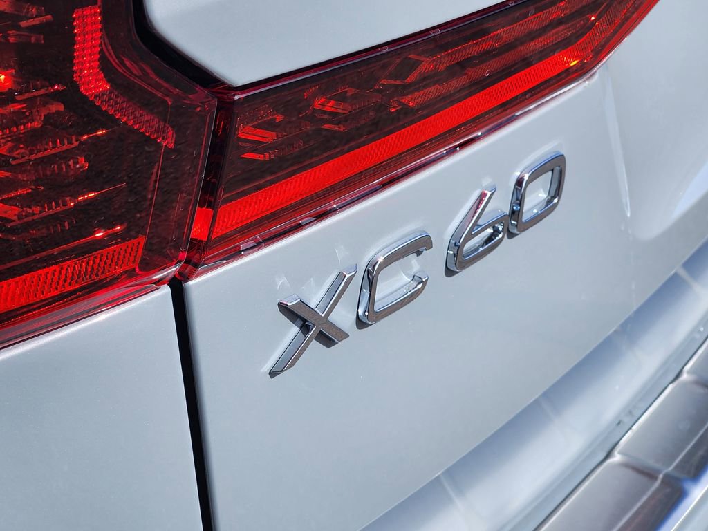 New 2026 Volvo XC60 T8 Plus w/ Protection Package Premier image 30