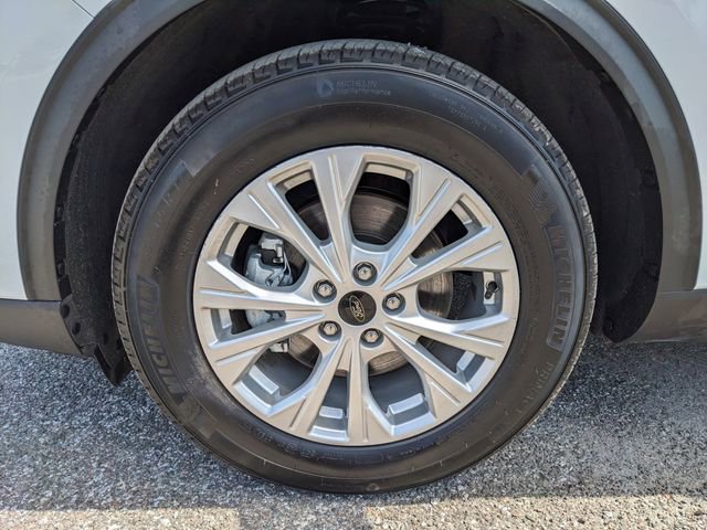 Used 2025 Ford Escape Active image 9