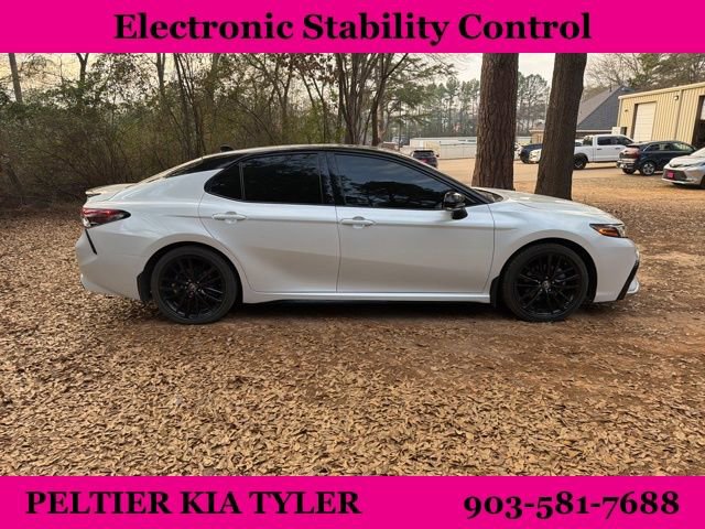 Used 2024 Toyota Camry XSE w/ Navigation Package image 10