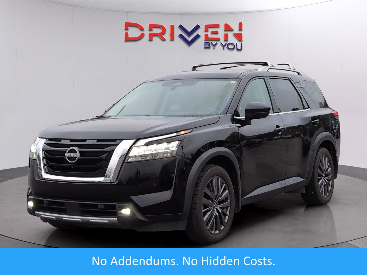 Used 2022 Nissan Pathfinder SL w/ SL Premium Package image 1