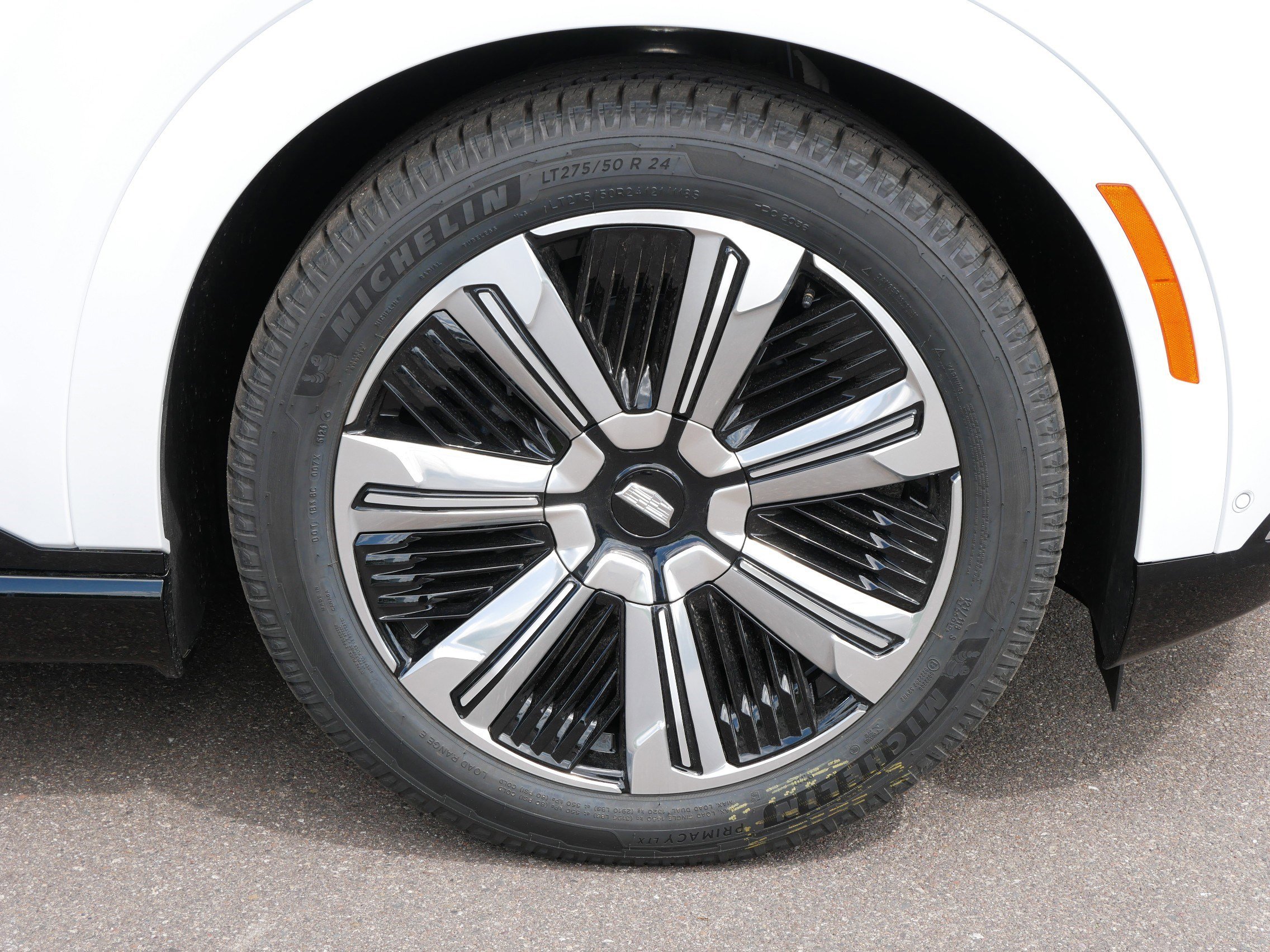 New 2025 Cadillac Escalade IQ Luxury 1 image 15