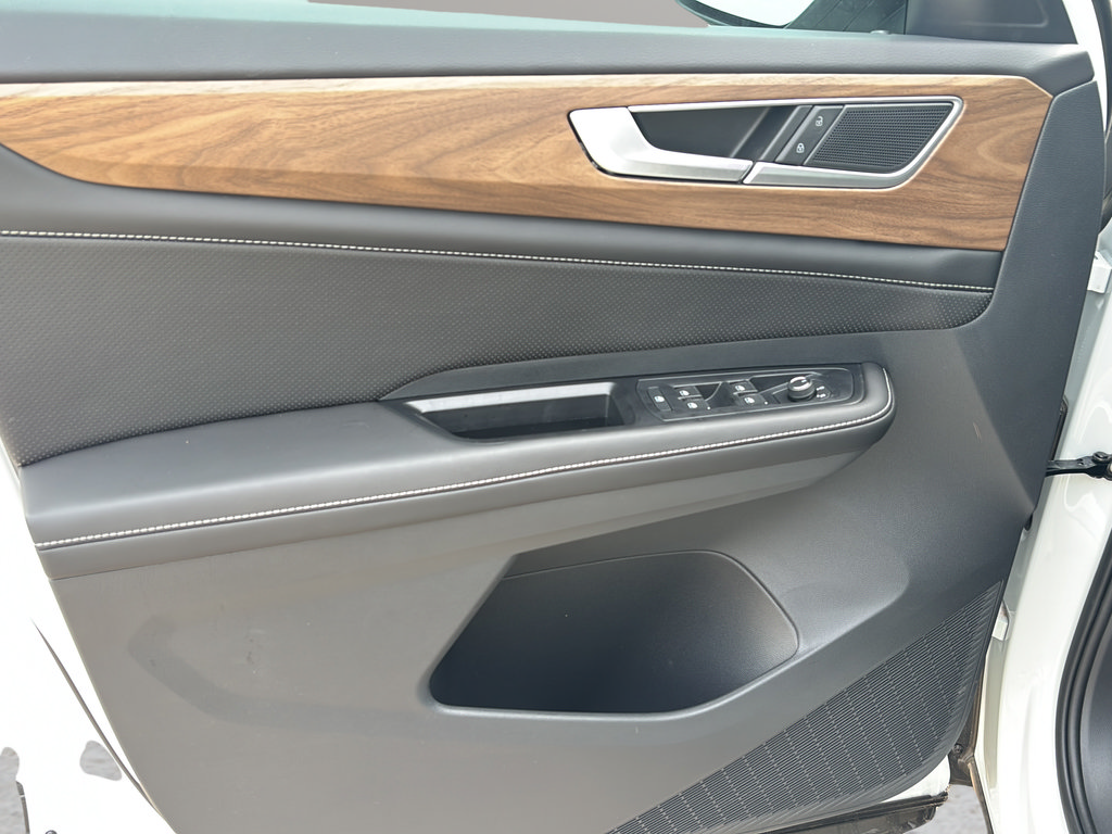 New 2026 Volkswagen Atlas SE FWD image 21