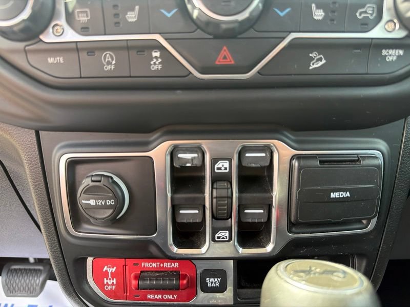 Used 2020 Jeep Wrangler Unlimited Rubicon w/ LED Lighting Group AWD/4WD image 35