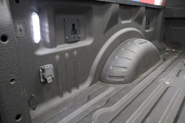 Used 2020 Ford F250 Platinum w/ FX4 Off-Road Package AWD/4WD image 23
