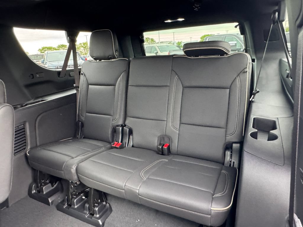 New 2026 GMC Yukon XL Elevation w/ Elevation Premium Package AWD/4WD image 27