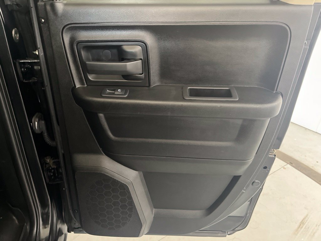 Used 2019 RAM 1500 ST w/ SXT Plus Group AWD/4WD image 55