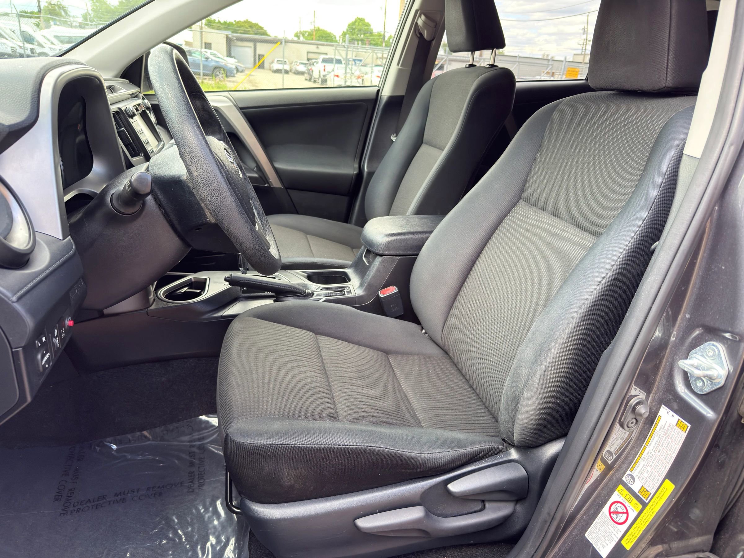 Used 2017 Toyota RAV4 LE FWD image 16