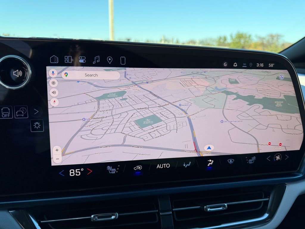 New 2026 Chevrolet Equinox EV LT image 18