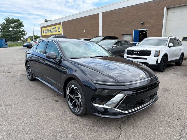 New 2026 Hyundai Sonata SEL AWD/4WD image 11
