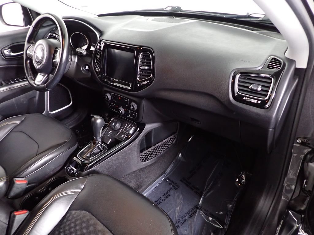Used 2020 Jeep Compass Limited AWD/4WD image 40