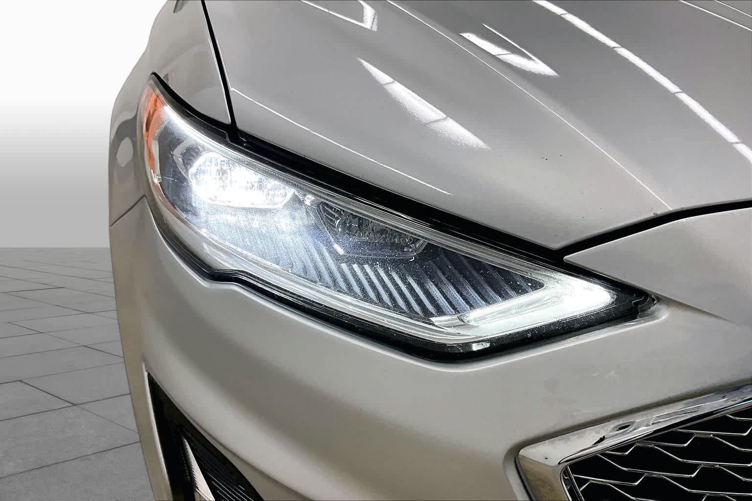Used 2019 Ford Fusion Titanium FWD image 27