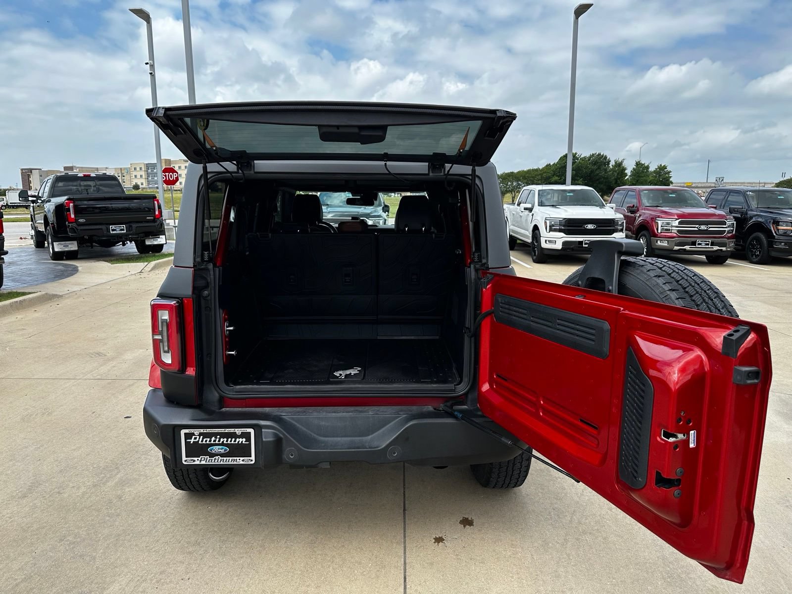 Used 2024 Ford Bronco Outer Banks AWD/4WD image 7