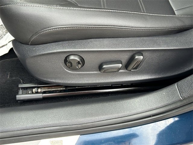 Used 2020 Volkswagen Passat 2.0T R-Line image 19