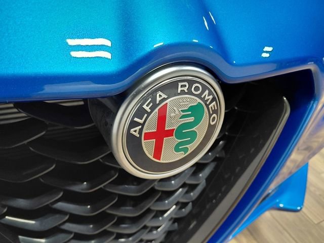 Used 2024 Alfa Romeo Stelvio Veloce image 20