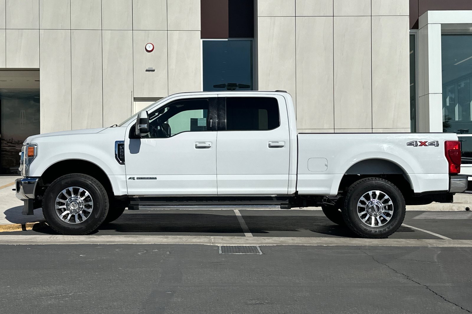 Used 2022 Ford F250 Lariat w/ Lariat Value Package image 6