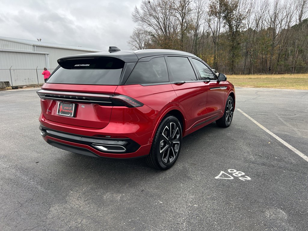 New 2026 Lincoln Nautilus Reserve image 6