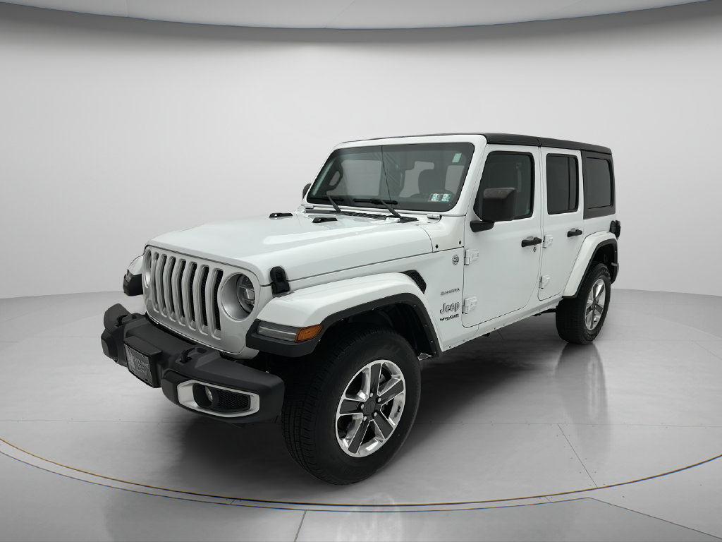 Used 2022 Jeep Wrangler Unlimited Sahara w/ LED Lighting Group AWD/4WD image 3